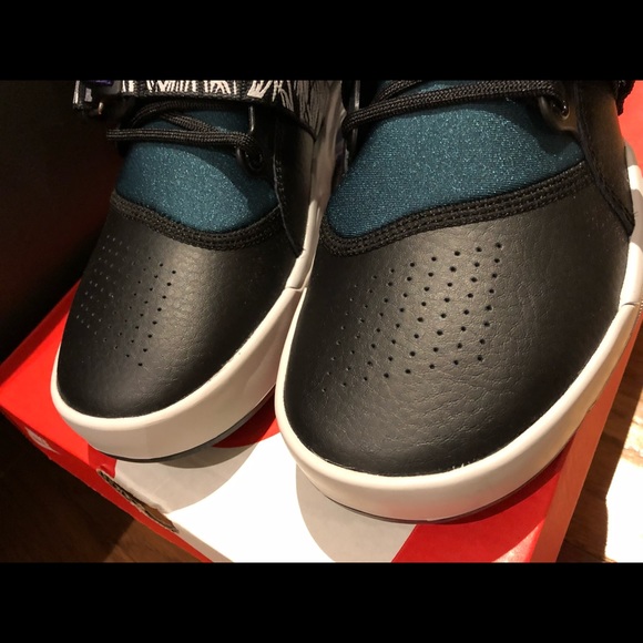 Nike Air Force 270 Youth Size 6Y Shoes Sneaker - Picture 2 of 8